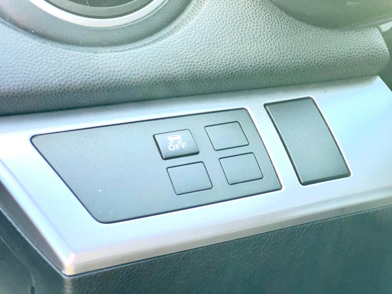 Mazda MAZDA3 s Touring 5-Door 2012