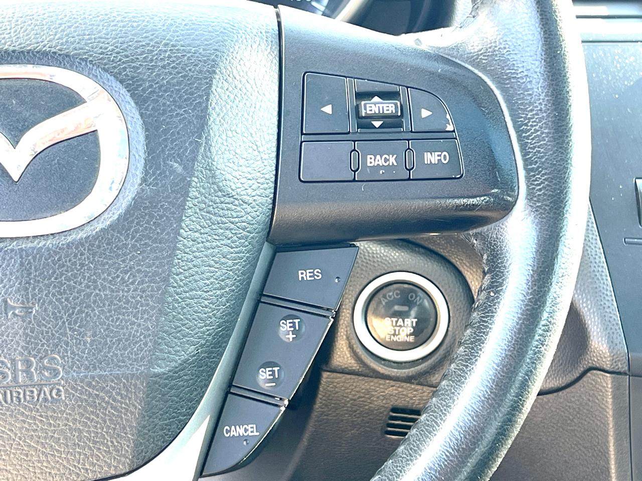 Mazda MAZDA3 s Touring 5-Door 2012