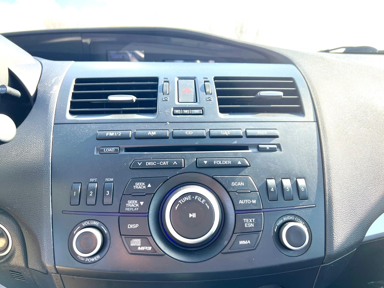 Mazda MAZDA3 s Touring 5-Door 2012