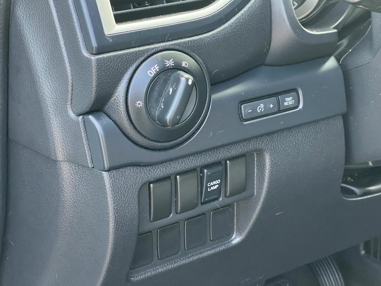 Nissan Titan S Crew Cab 4WD 2019