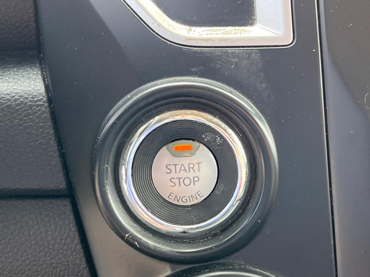 Nissan Titan S Crew Cab 4WD 2019