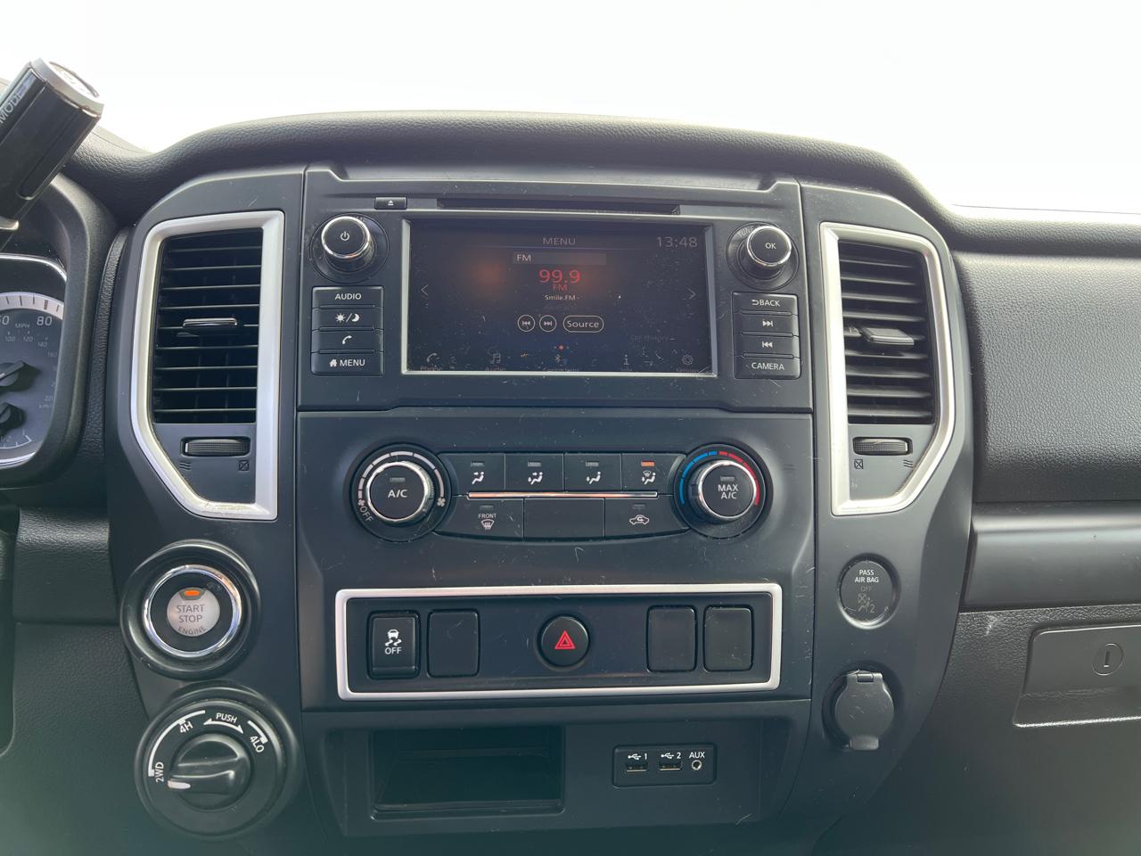 Nissan Titan S Crew Cab 4WD 2019