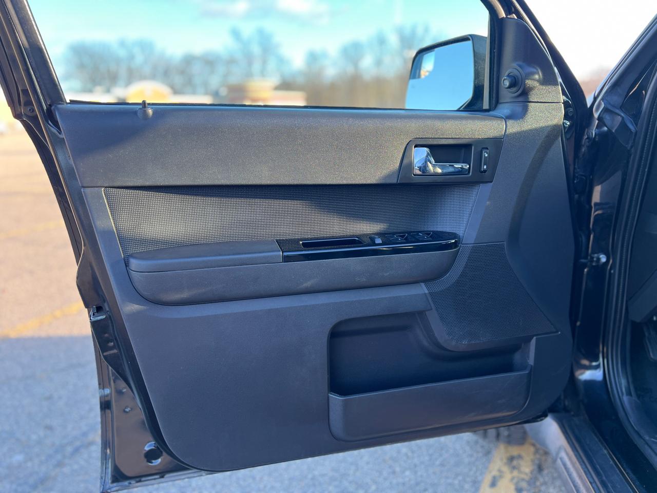 Ford Escape Limited 4WD 2011