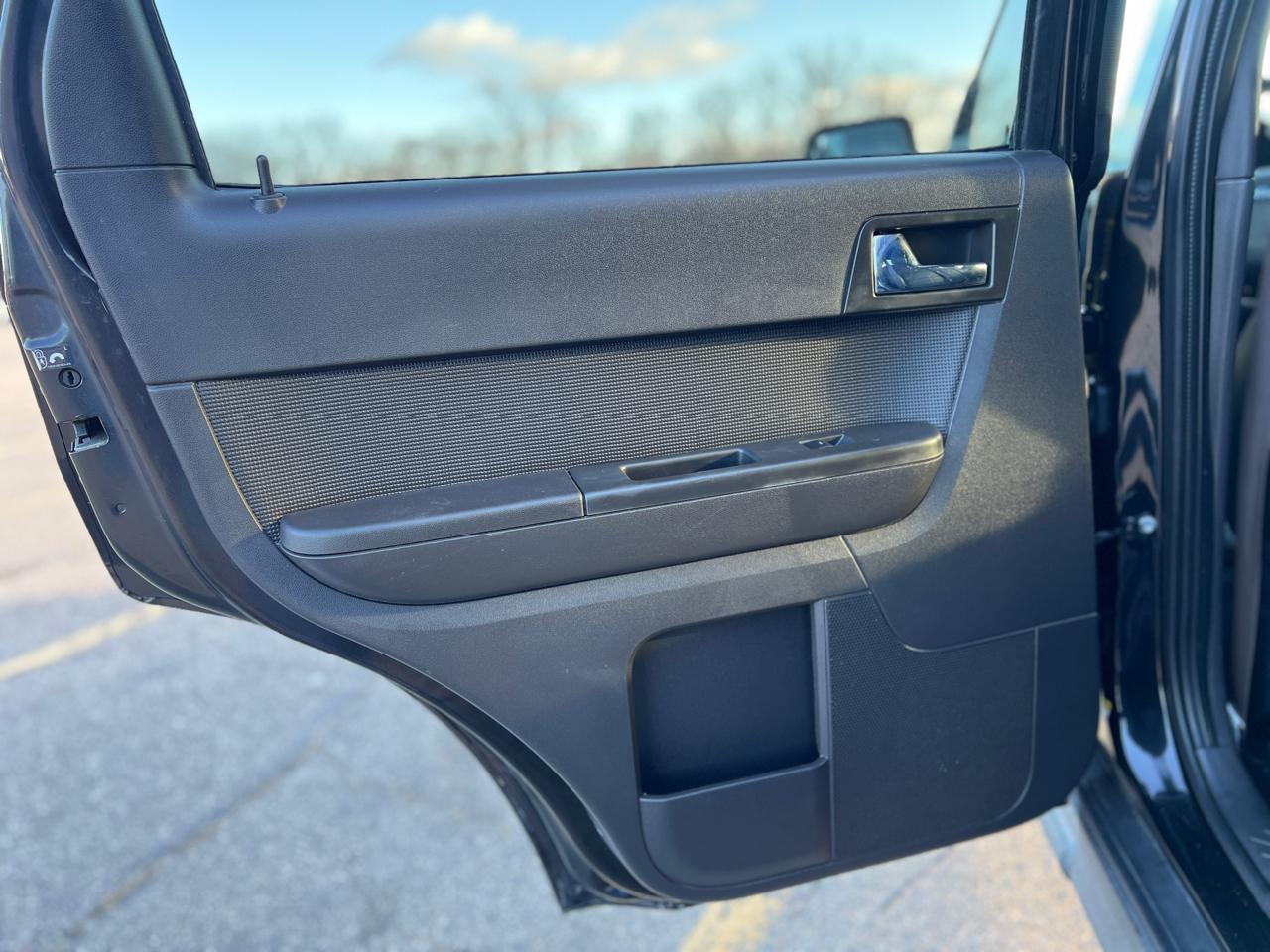 Ford Escape Limited 4WD 2011