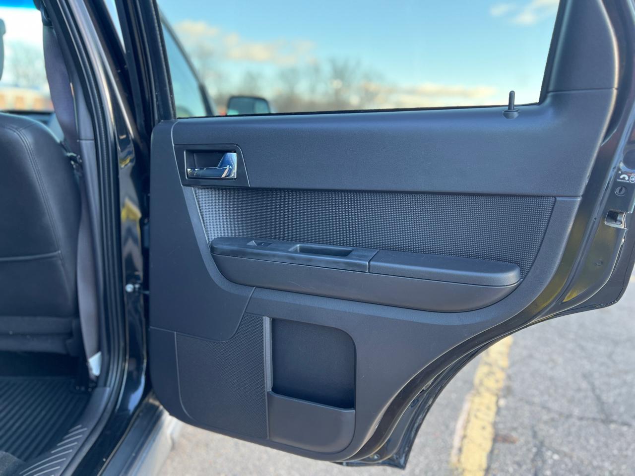 Ford Escape Limited 4WD 2011