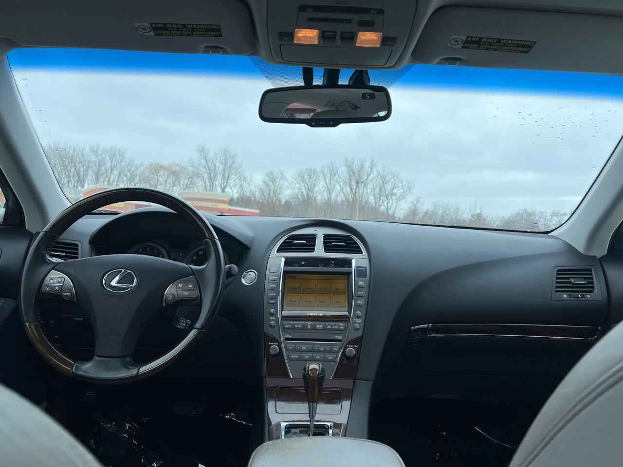 Lexus ES 350 Sedan 2010