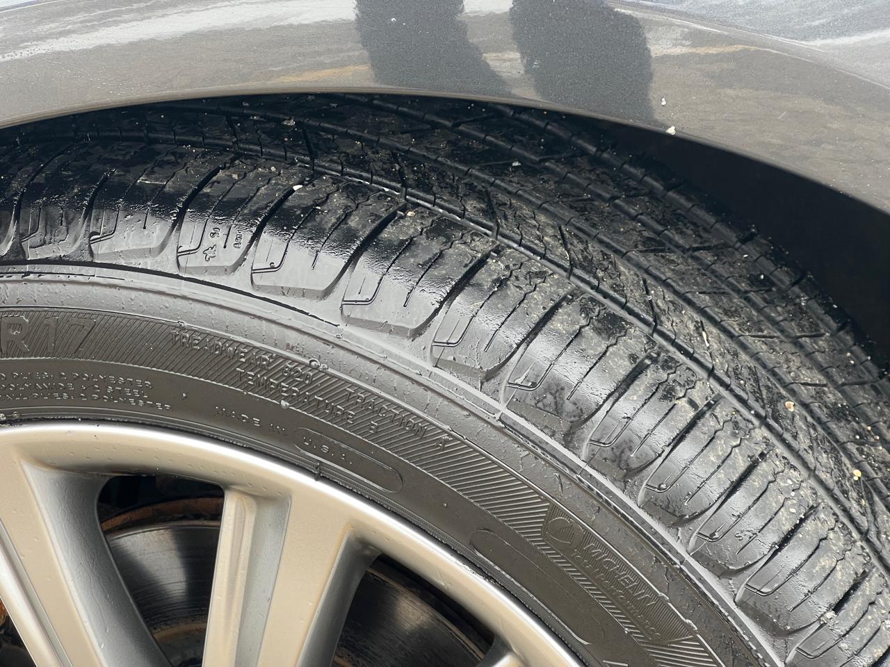 Lexus ES 350 Sedan 2010