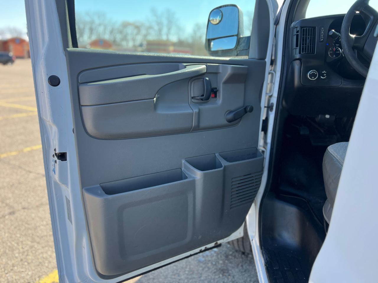 Chevrolet Express 2500 Cargo 2013