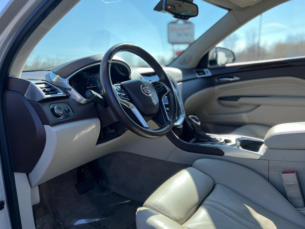 Cadillac SRX Luxury Collection AWD 2014