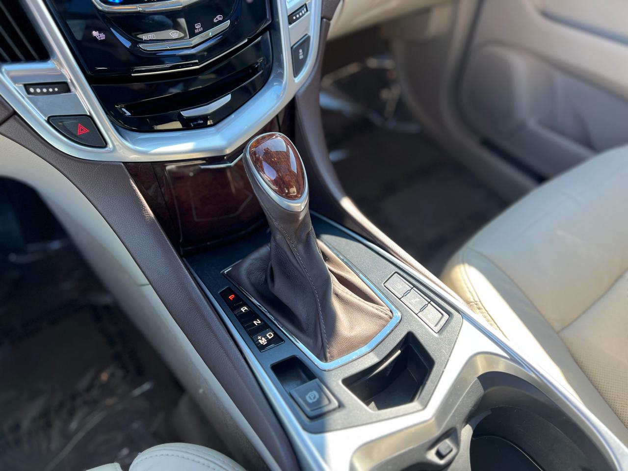 Cadillac SRX Luxury Collection AWD 2014