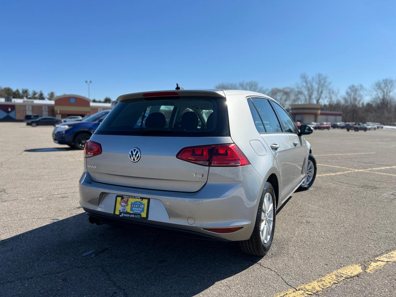 Volkswagen Golf TSI S 6A 2016