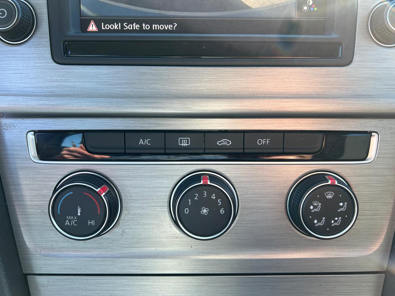 Volkswagen Golf TSI S 6A 2016