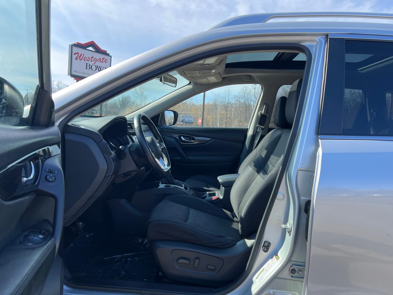 Nissan Rogue SV AWD 2018