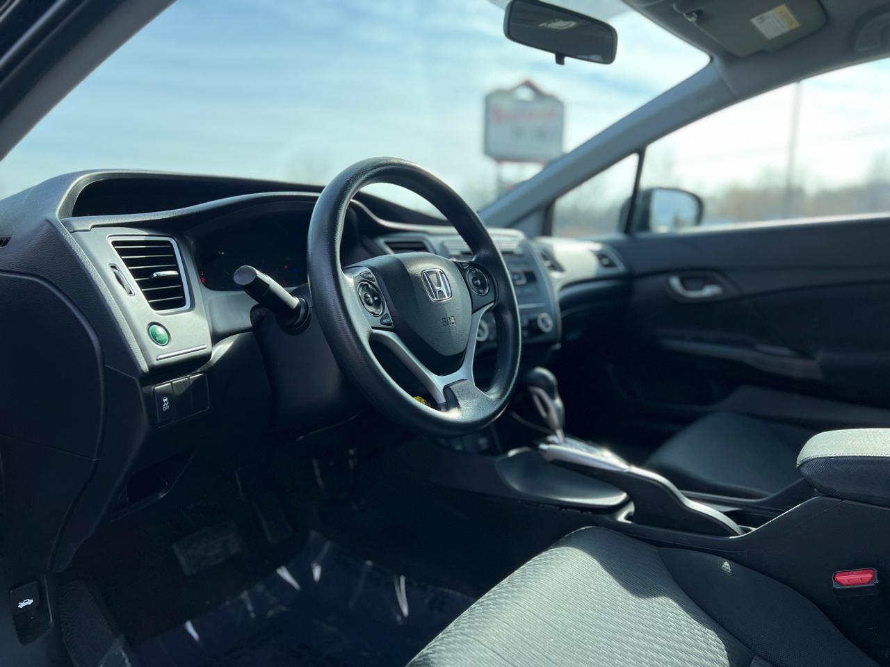 Honda Civic LX Sedan CVT 2015