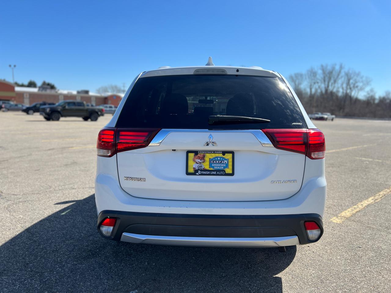 Mitsubishi Outlander SEL AWD 2018