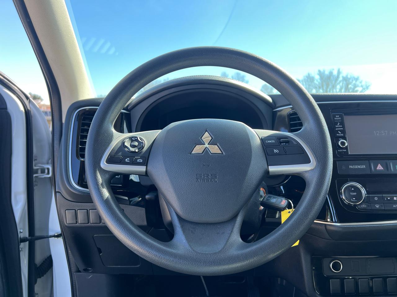 Mitsubishi Outlander SEL AWD 2018