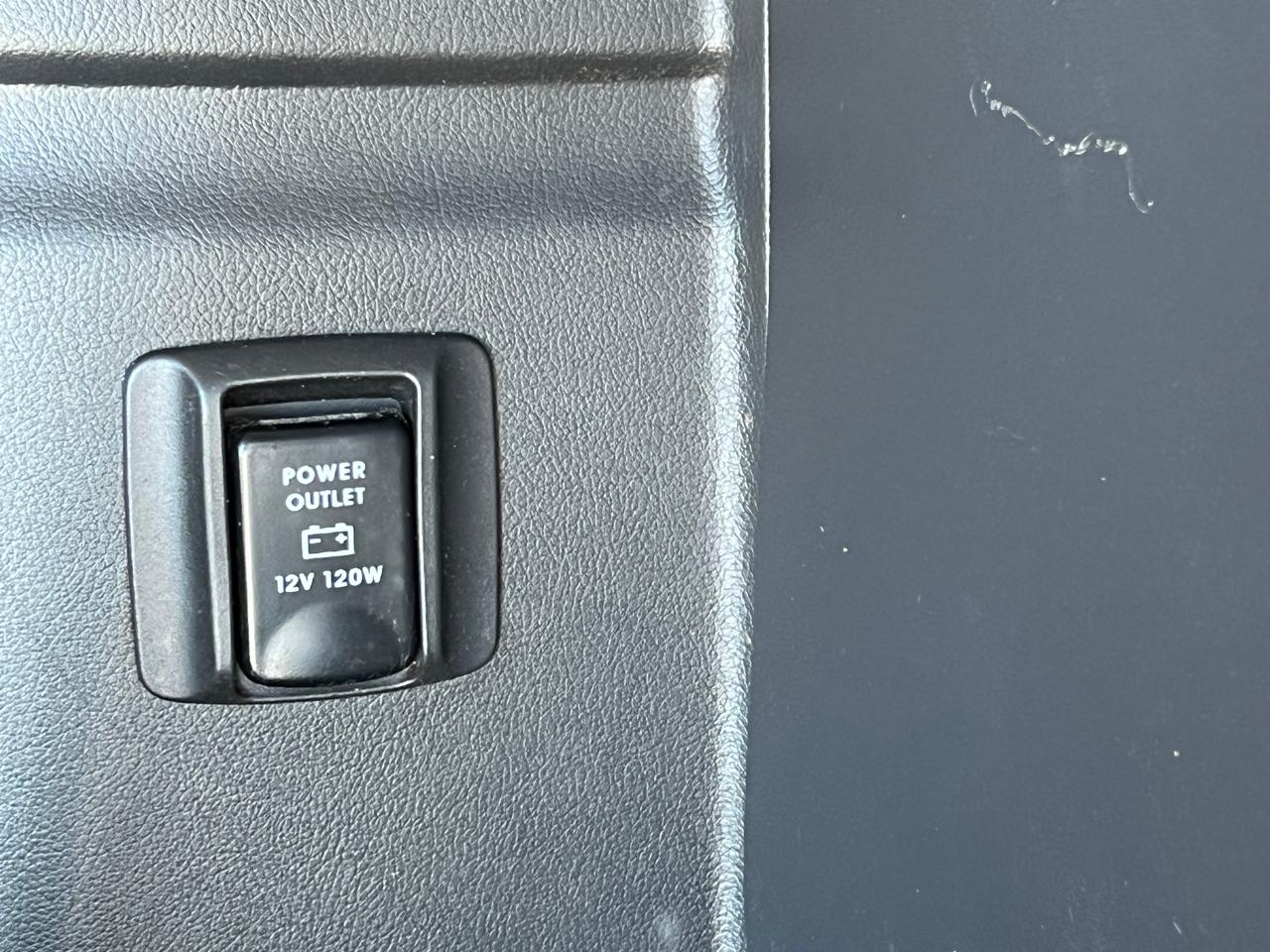 Mitsubishi Outlander SEL AWD 2018