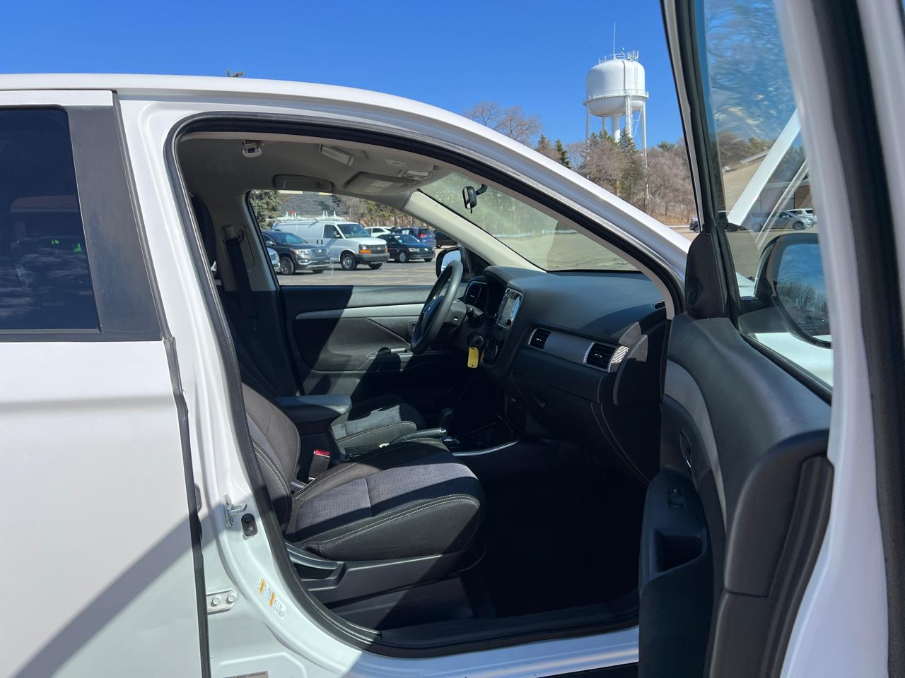 Mitsubishi Outlander SEL AWD 2018