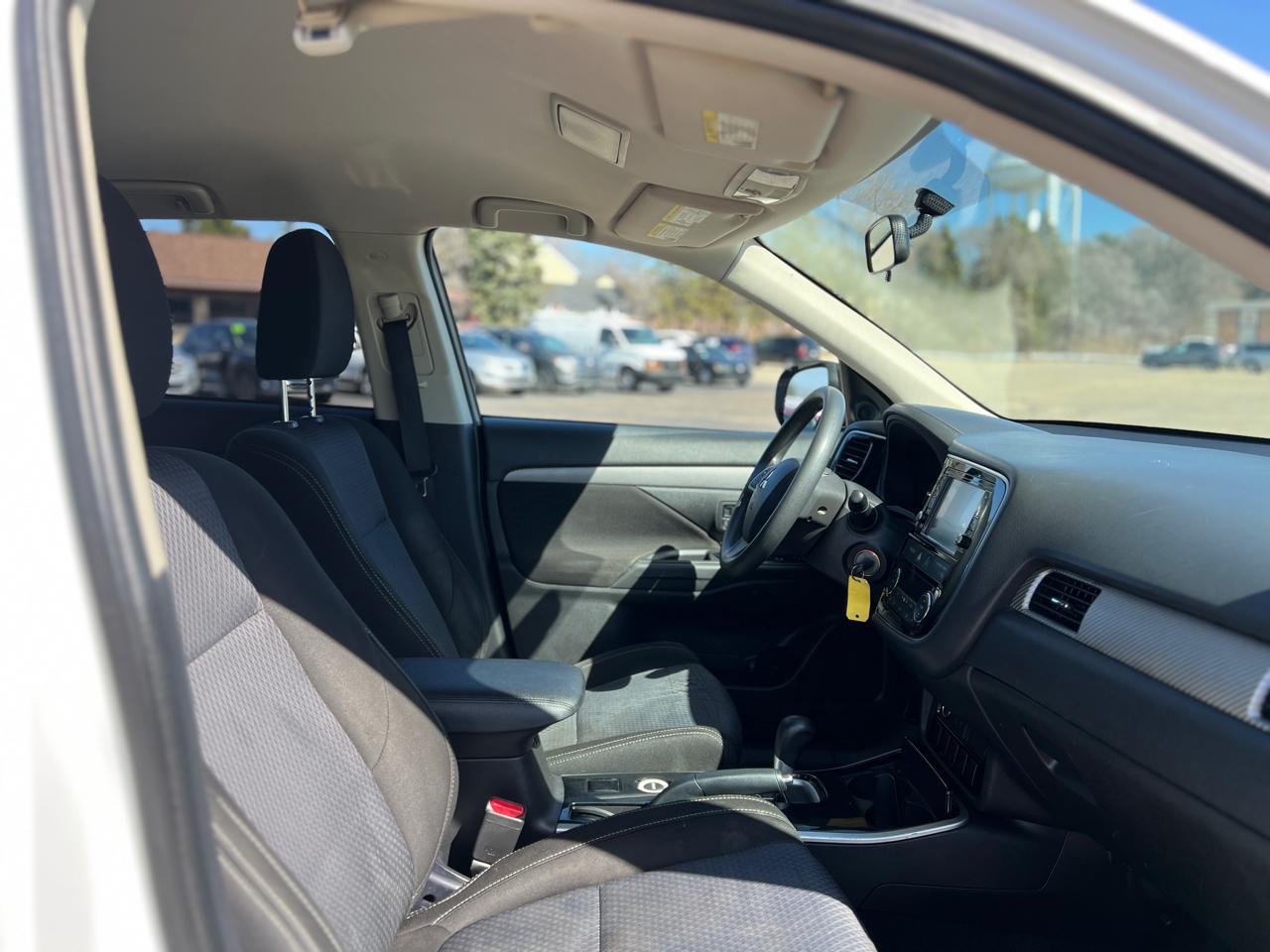 Mitsubishi Outlander SEL AWD 2018