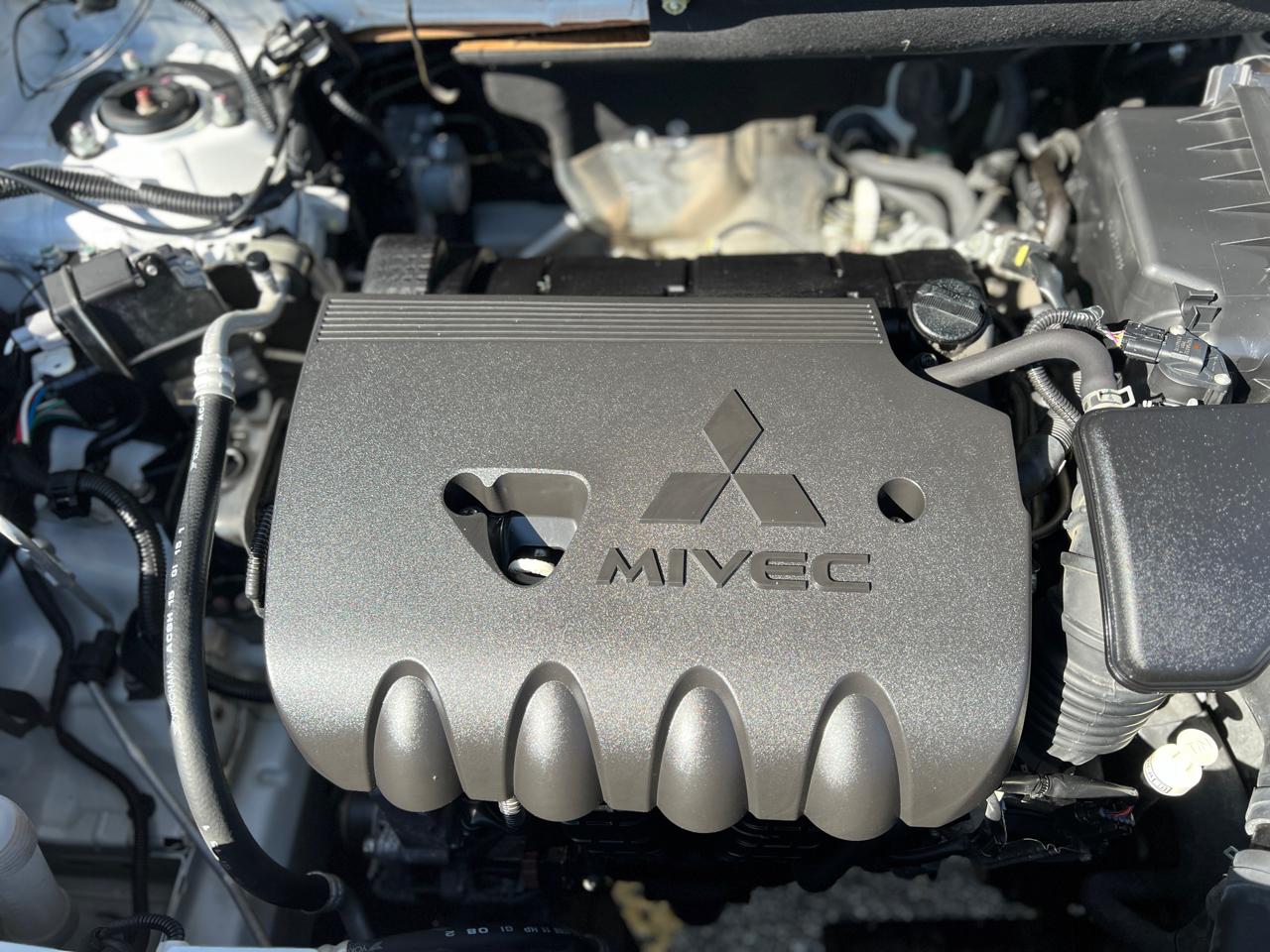 Mitsubishi Outlander SEL AWD 2018