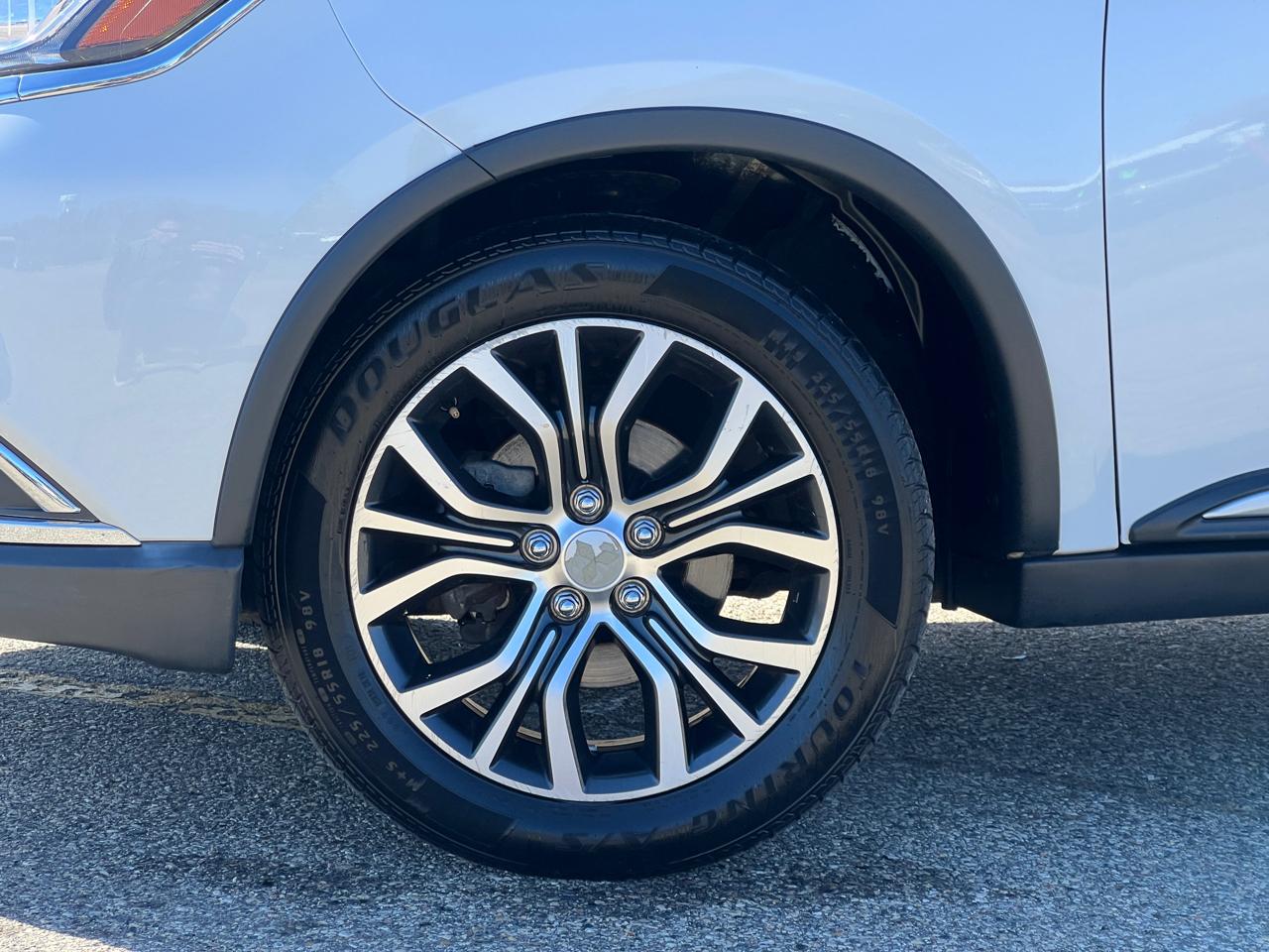 Mitsubishi Outlander SEL AWD 2018
