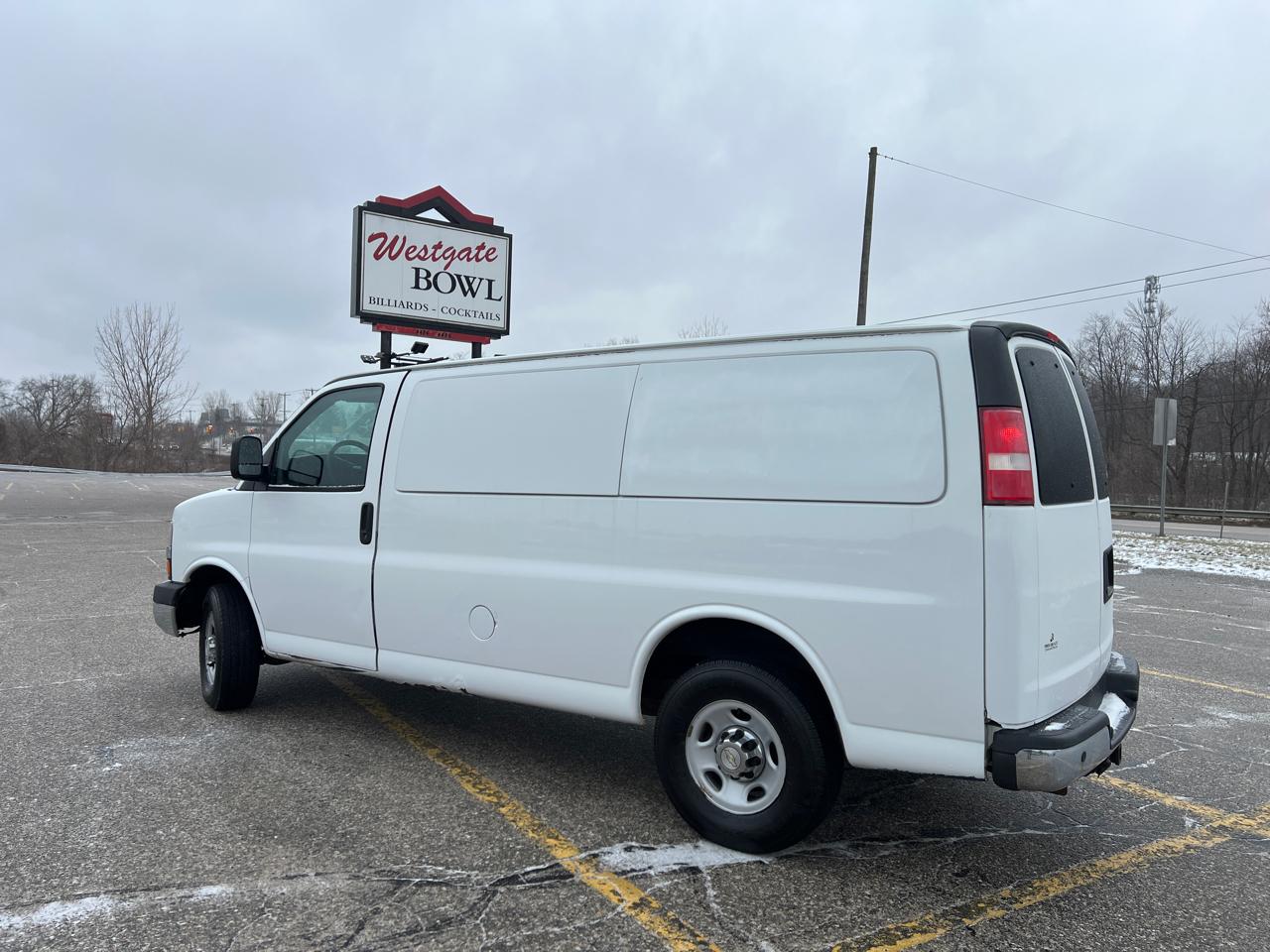 Chevrolet Express 3500 Cargo 2014