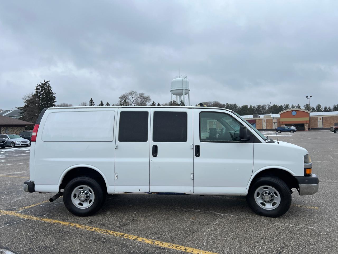 Chevrolet Express 3500 Cargo 2014