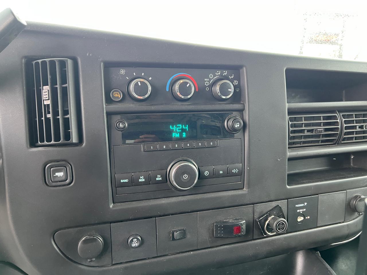 Chevrolet Express 3500 Cargo 2014