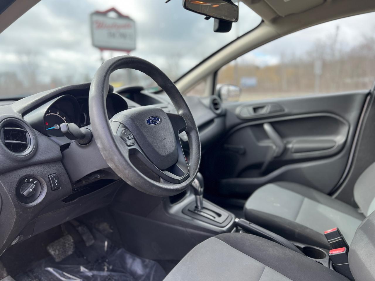 Ford Fiesta S Hatchback 2015