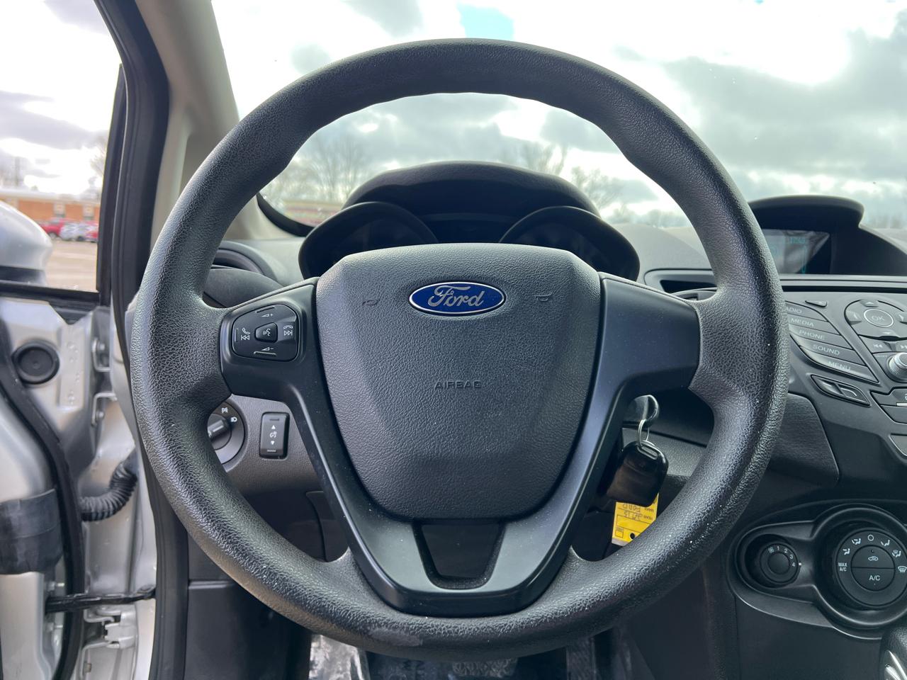 Ford Fiesta S Hatchback 2015