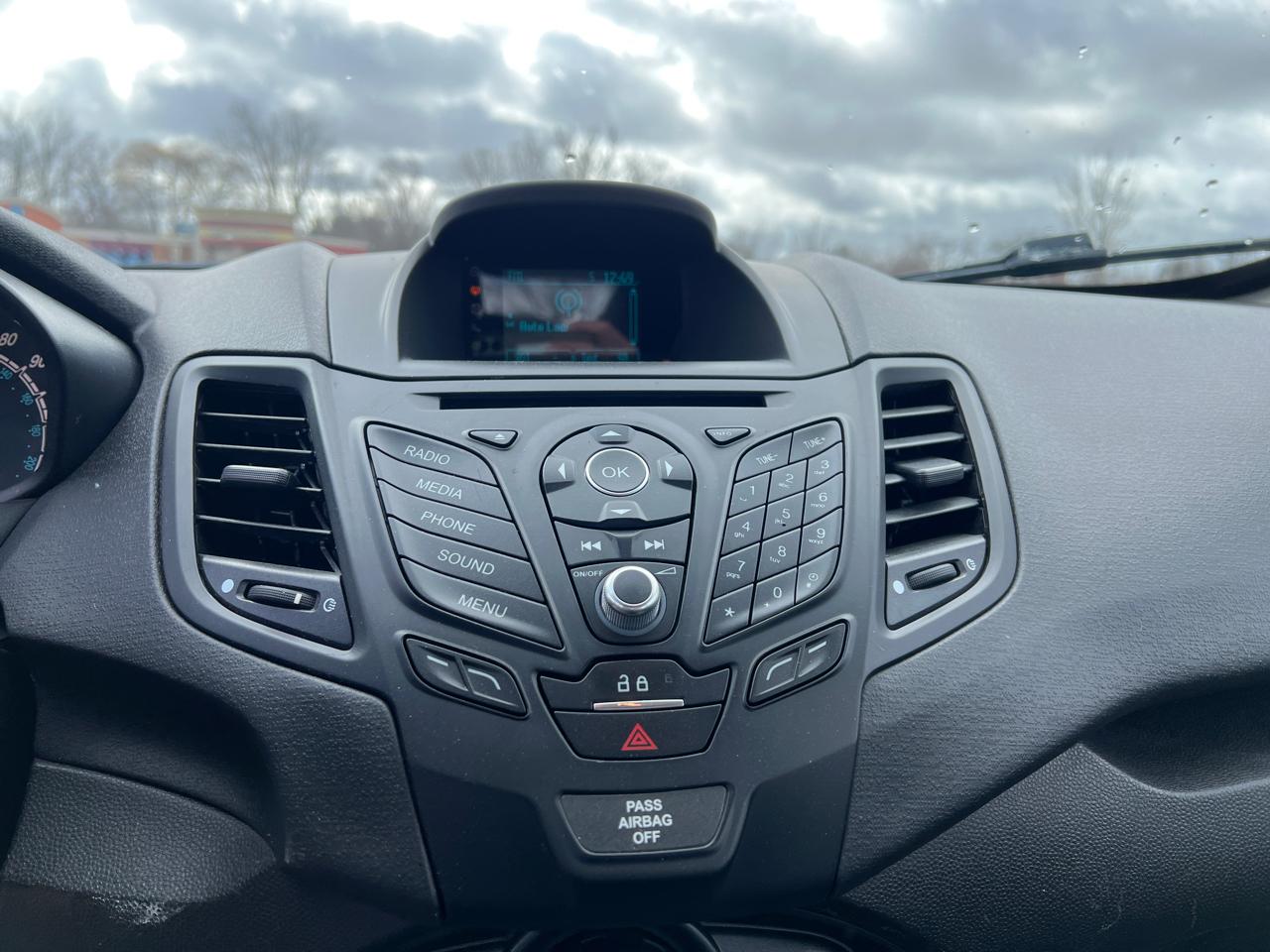 Ford Fiesta S Hatchback 2015