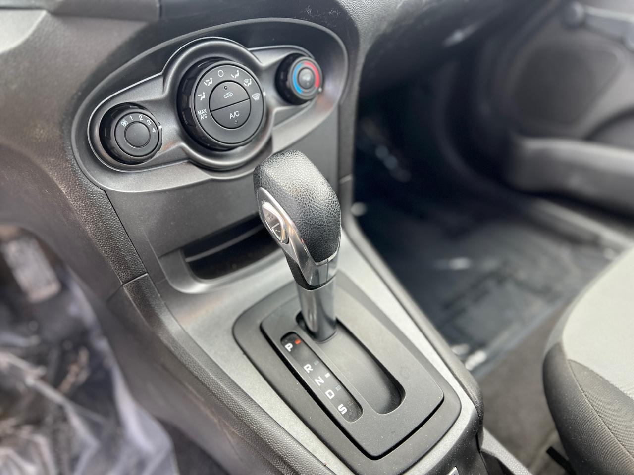 Ford Fiesta S Hatchback 2015