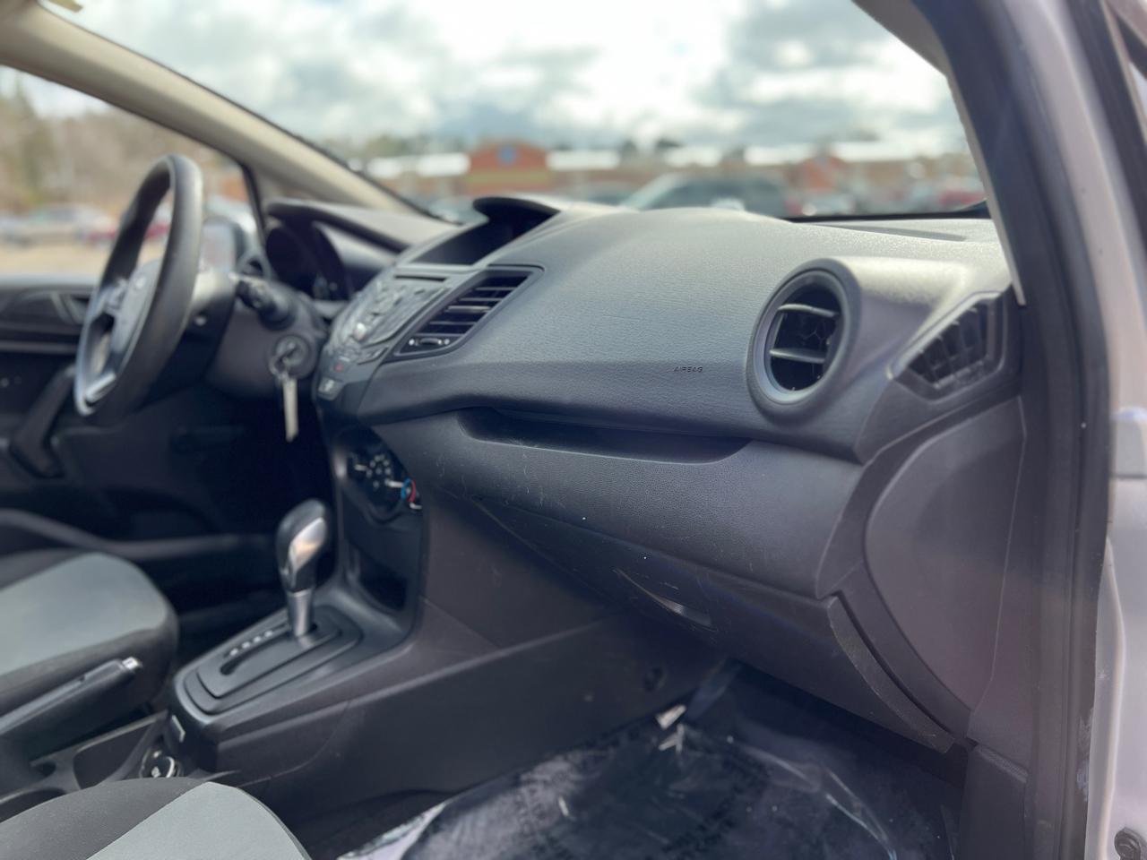 Ford Fiesta S Hatchback 2015