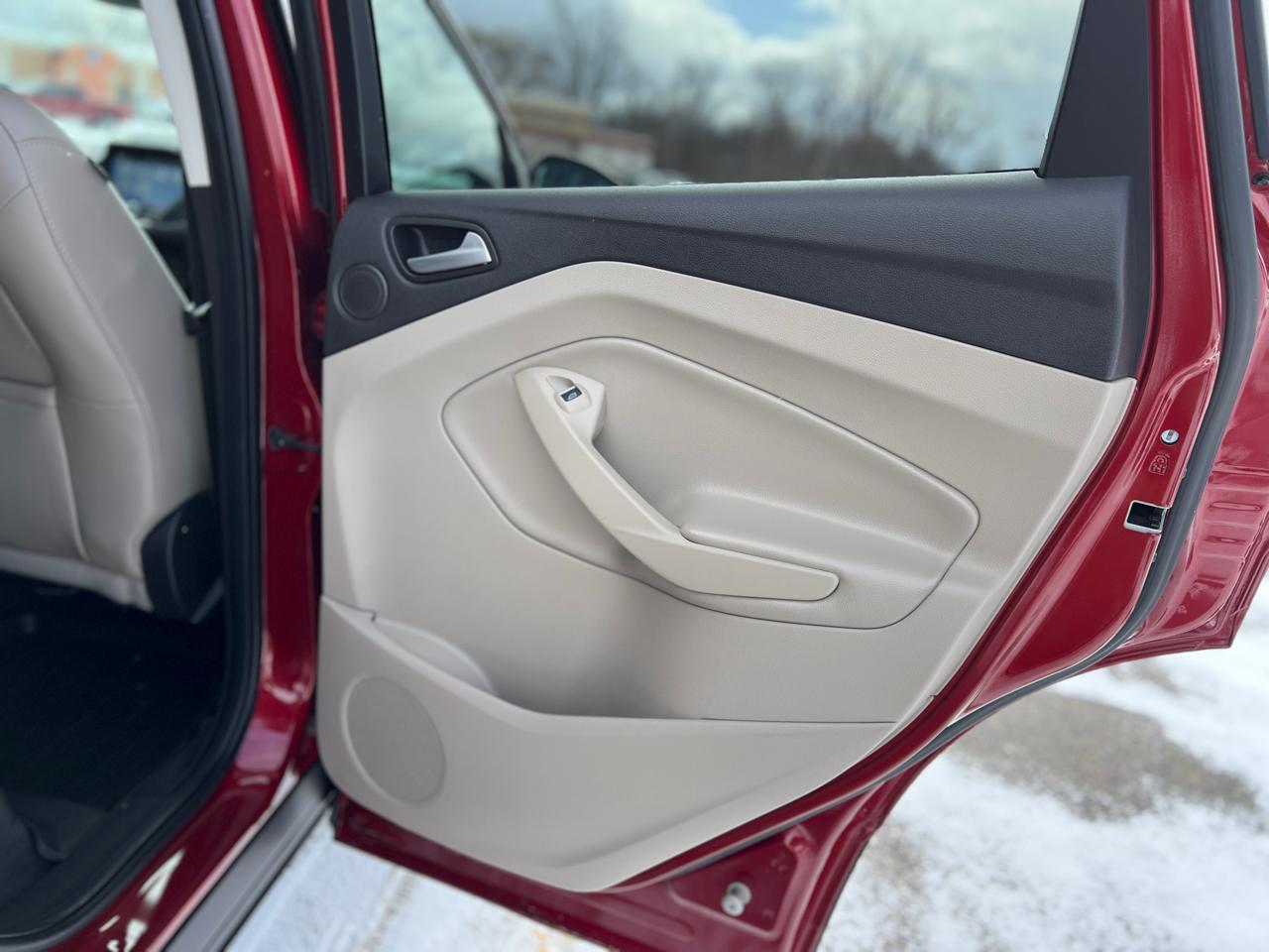 Ford Escape Titanium 4WD 2019