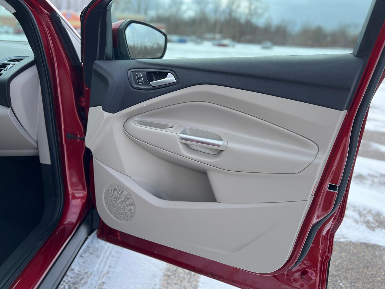 Ford Escape Titanium 4WD 2019