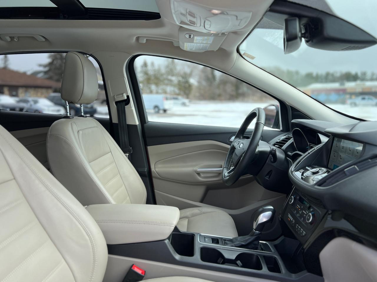 Ford Escape Titanium 4WD 2019