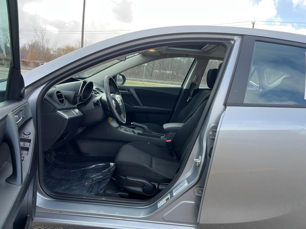 Mazda MAZDA3 I Touring 5-Door 2012