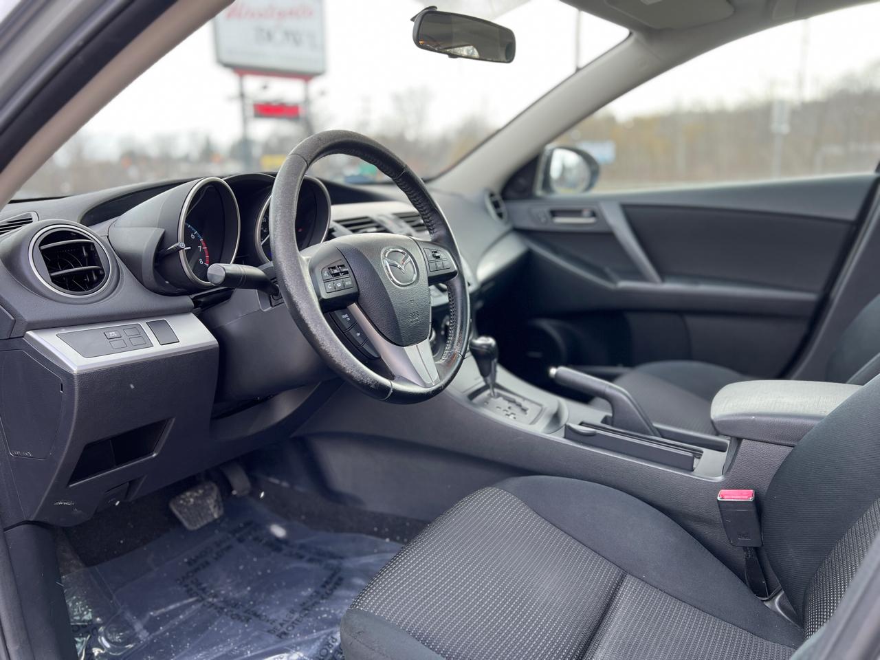 Mazda MAZDA3 I Touring 5-Door 2012