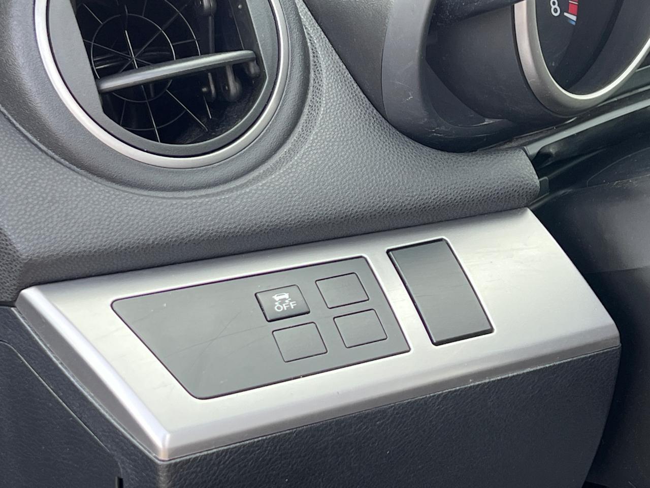 Mazda MAZDA3 I Touring 5-Door 2012