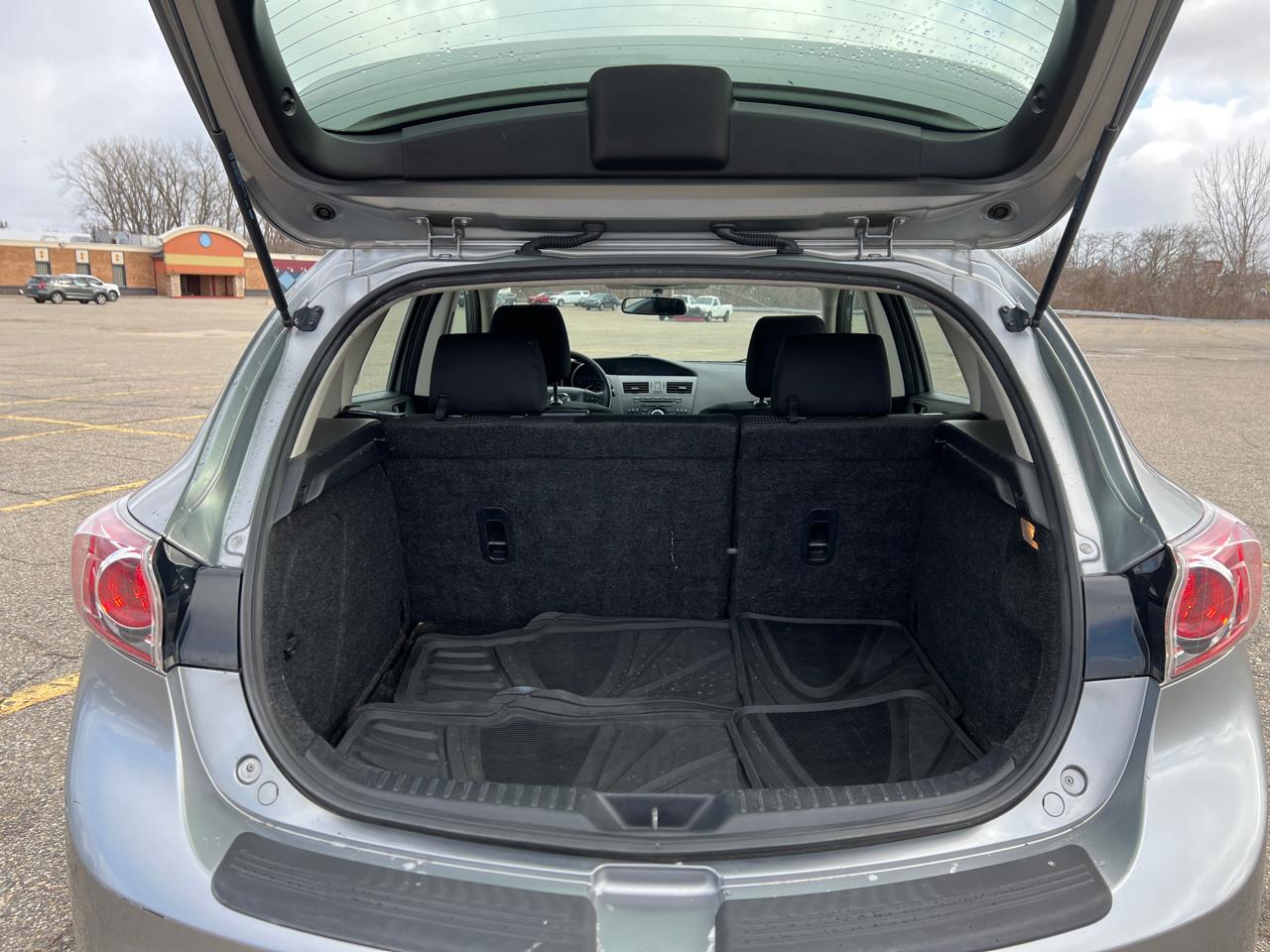 Mazda MAZDA3 I Touring 5-Door 2012