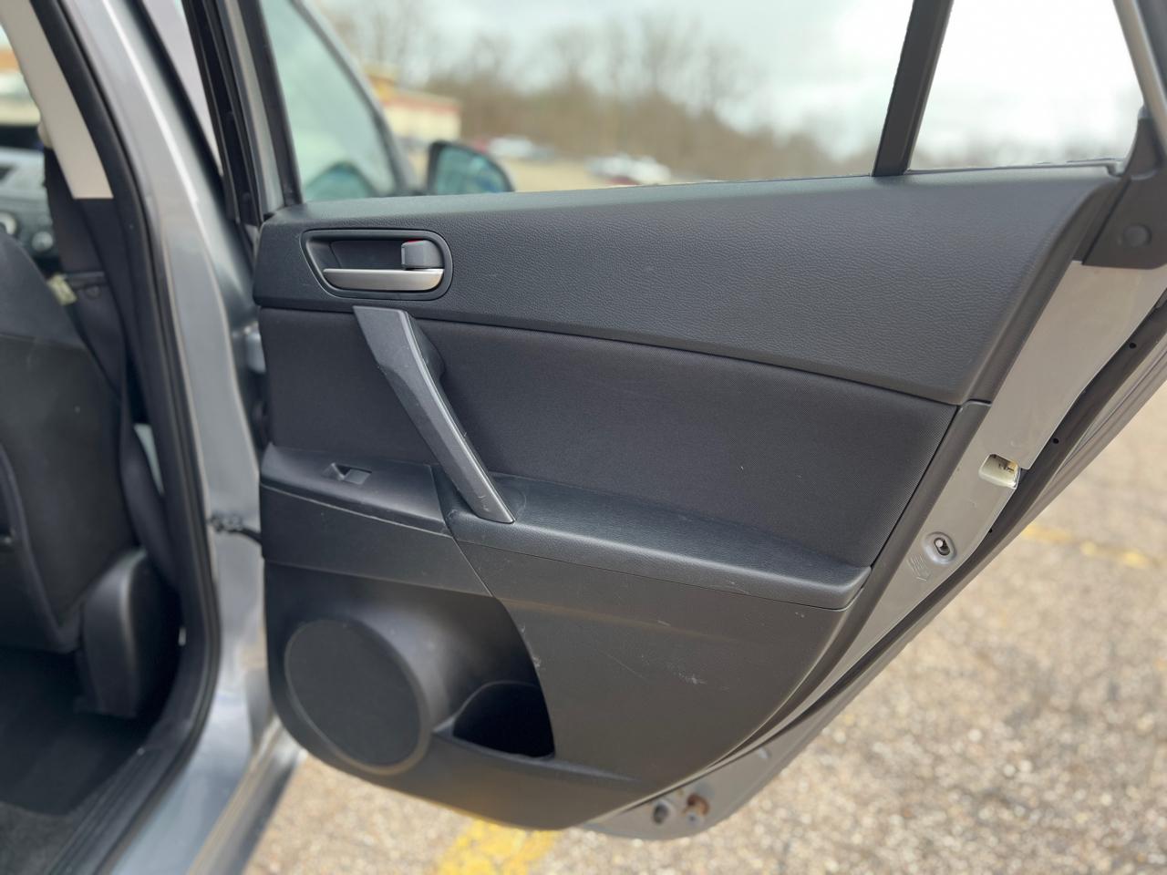 Mazda MAZDA3 I Touring 5-Door 2012