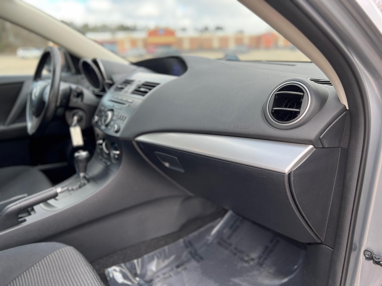 Mazda MAZDA3 I Touring 5-Door 2012