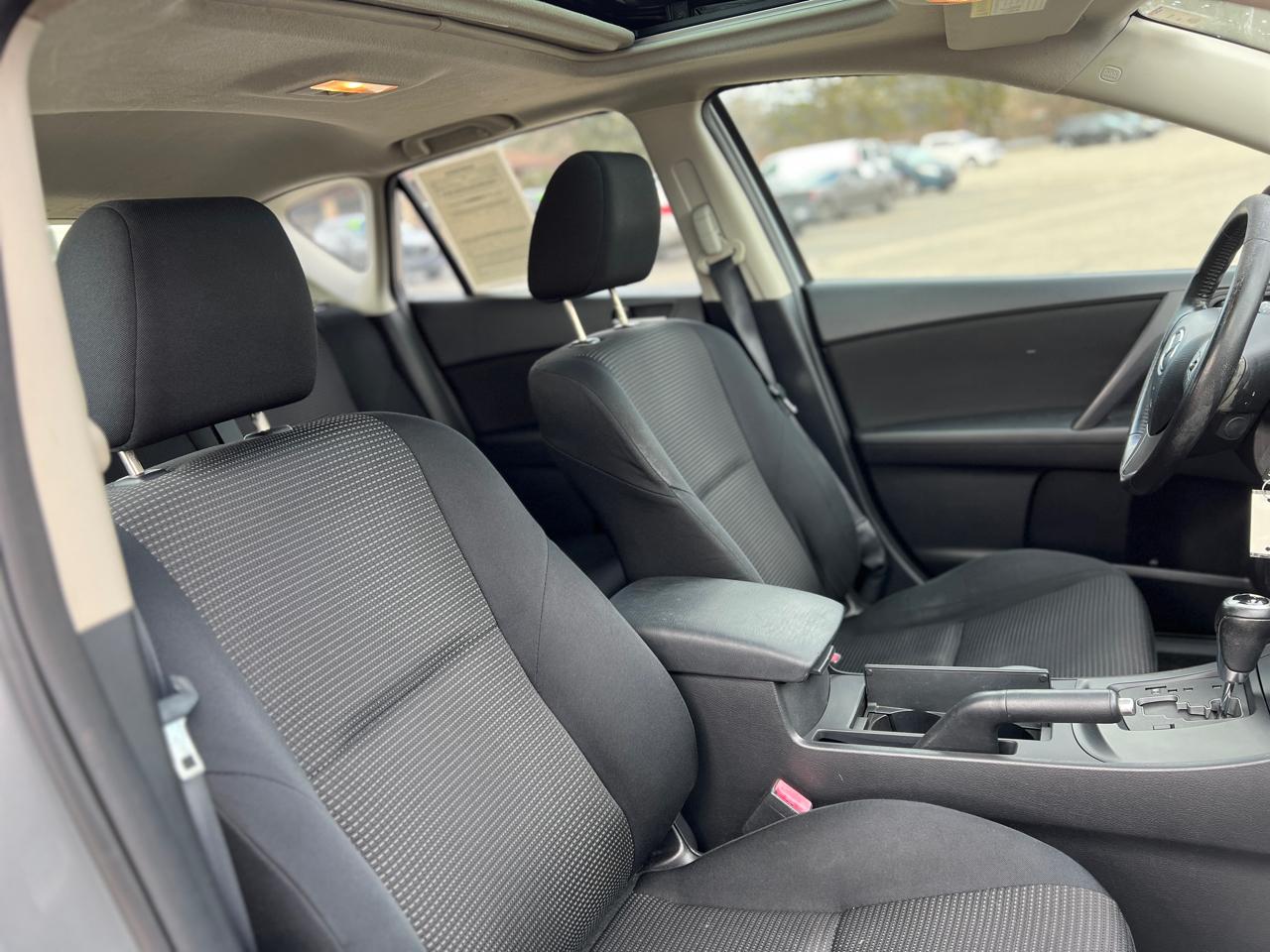 Mazda MAZDA3 I Touring 5-Door 2012