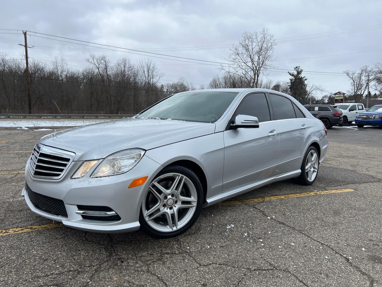 Mercedes-Benz E-Class E350 4MATIC Sedan 2013