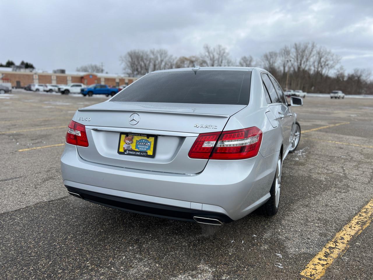 Mercedes-Benz E-Class E350 4MATIC Sedan 2013