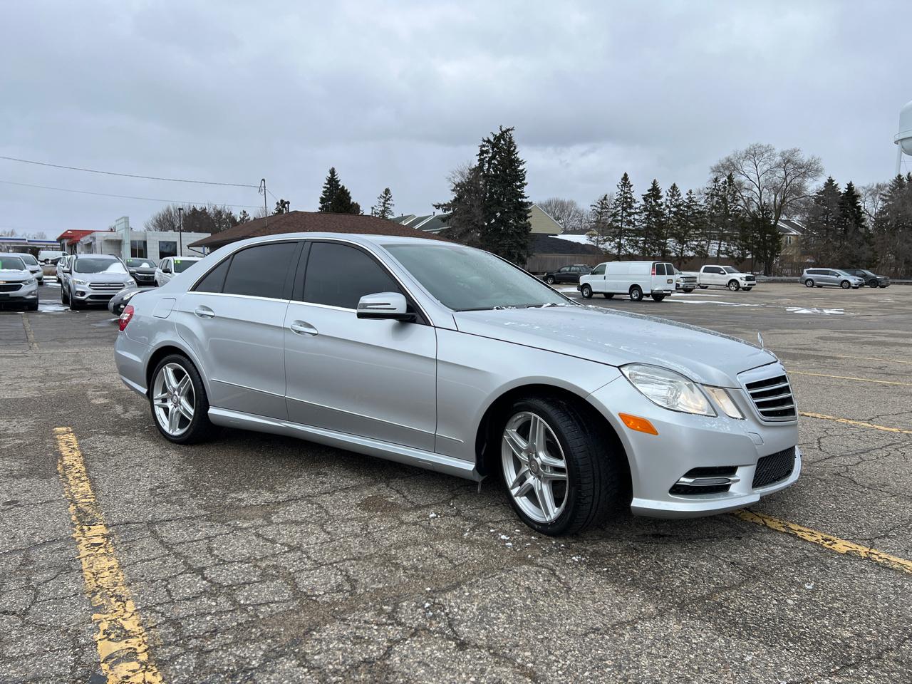 Mercedes-Benz E-Class E350 4MATIC Sedan 2013