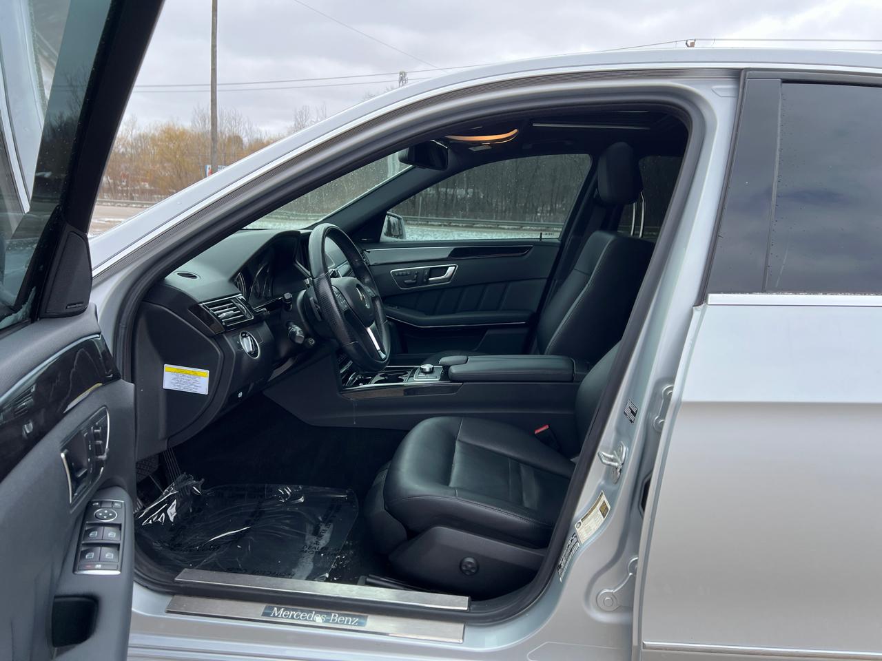 Mercedes-Benz E-Class E350 4MATIC Sedan 2013