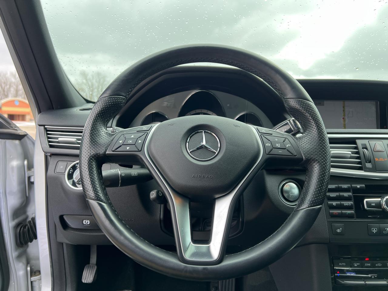 Mercedes-Benz E-Class E350 4MATIC Sedan 2013