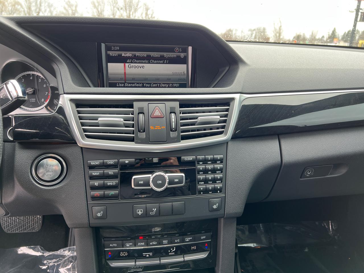 Mercedes-Benz E-Class E350 4MATIC Sedan 2013