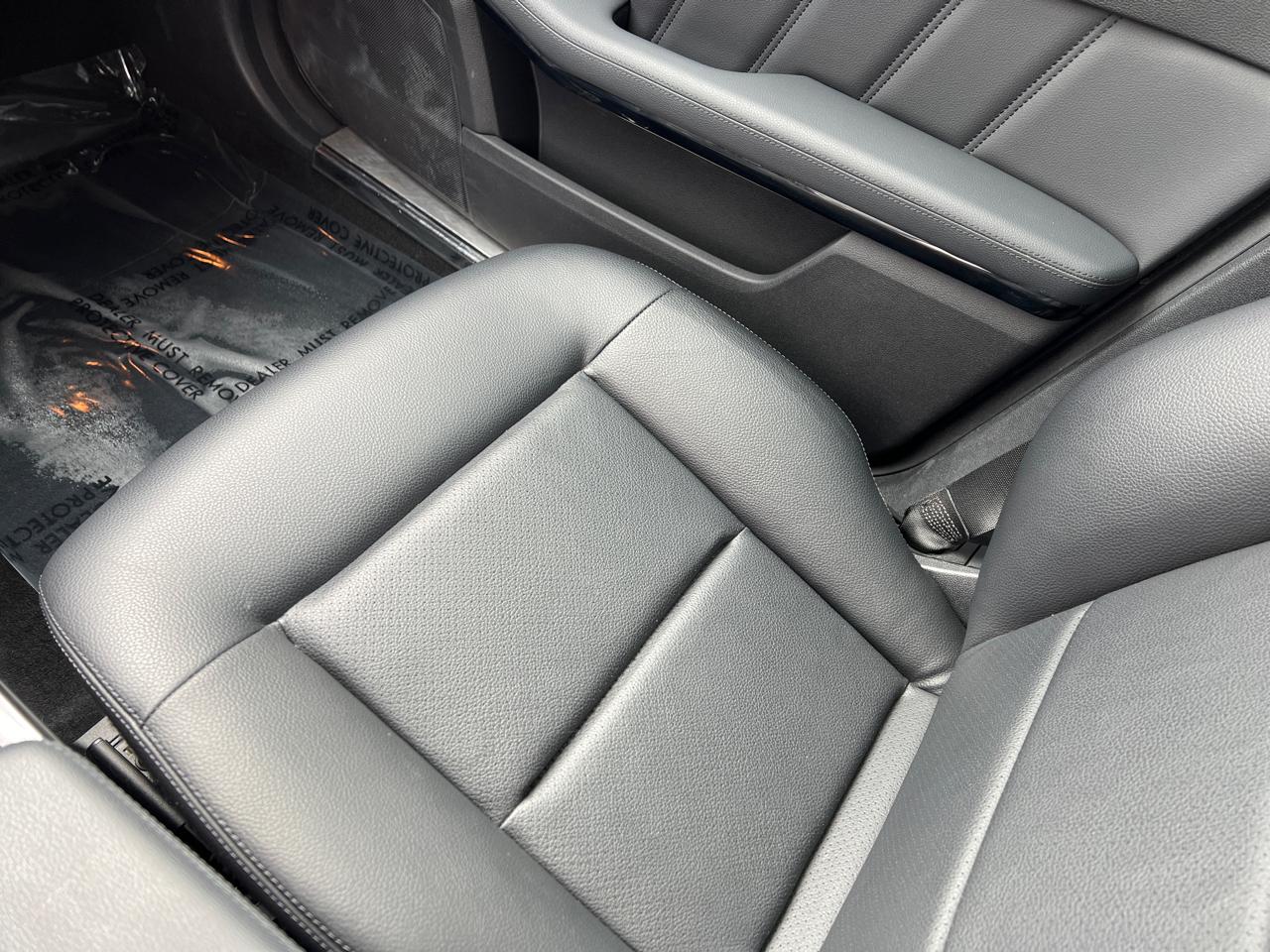 Mercedes-Benz E-Class E350 4MATIC Sedan 2013